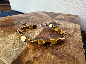 Pulseira Hematita Dourada Quadrados