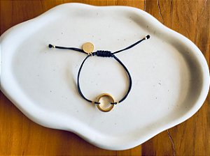 Pulseira Linha Preta com Argola Dourada