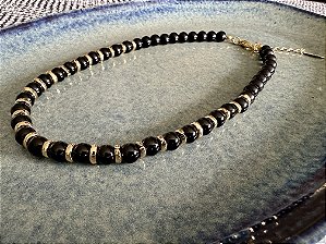 Colar Preto e Dourado