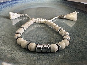 Pulseira Howlita Off White com Hematita