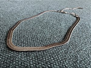 Colar Choker Fita Pratedo