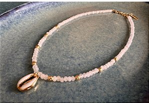 Colar Pedra Jade Branco com Búzio