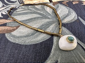 Colar Hematita com Pingente Branco