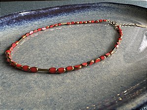 Colar Cristais Facetados Cereja