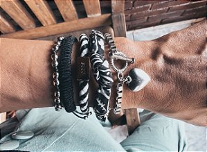 Kit de Pulseiras Bandana Preta com Prateado