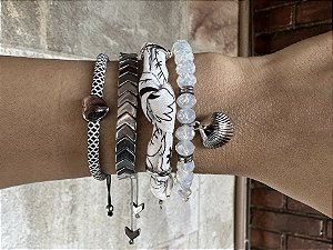 Kit de Pulseiras Bandana Branca com Prateado