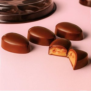 Forma BWB com Silicone Bombom Ovo Liso 39g - 1 Unidade Ref. 10626