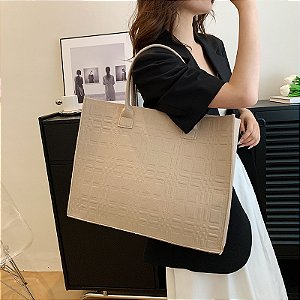 Bolsa Tote - Cor Bege, Tecido Aveludado - Modelo Helena