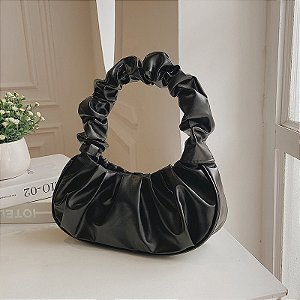 Bolsa Baguette Pregueada - Cor Preto, Couro Sintético - Modelo Vicky