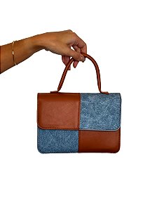Bolsa Quadrada Jeans - Cor Marrom, Couro Sintético - Modelo Ester