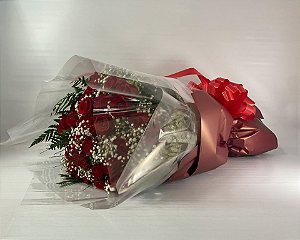 Buquê de 36 Rosas Encantadoras – O Presente Perfeito para Momentos Inesquecíveis