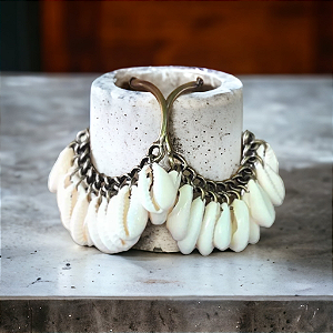 Argola mini Búzios
