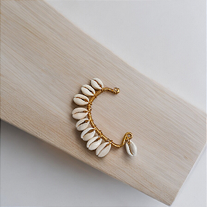 Ear cuff Búzios dourado