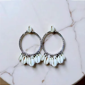 Argola frontal mini búzios