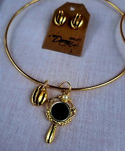 Colar aro abebe pérola e buzio dourado