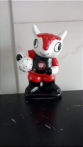 Cofre em cerâmica branca