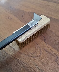 Escova 19x6cm Latão Para Forno De Pizza - Cabo 100cm