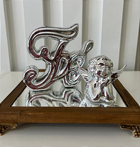 Bandeja decorativa com espelho