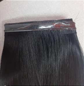 Fita adesiva com base de silicone