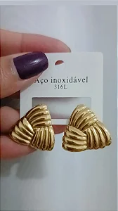 Brinco modinha aço dourado.