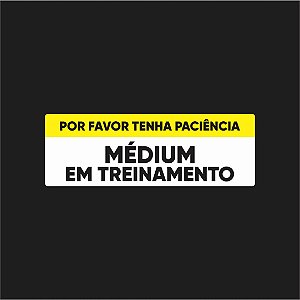 Camiseta Médium Em Treinamento Preta