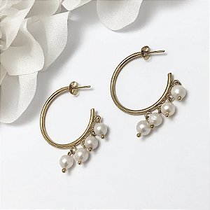 BRINCO PÂMELA QUATRO PÉROLAS DOURADO