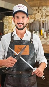 AGENDAR AGORA - churrasqueiros, garçons, qualquer demanda para o seu evento ou buffet, bora esquentar a brasa e ser feliz com amigos e familiares - período de 6 horas.