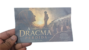 Envelope Colado A Dracma Perdida campanha