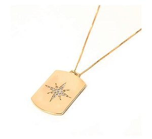 Colar placa lisa com estrela cravejada zircônias cristal.