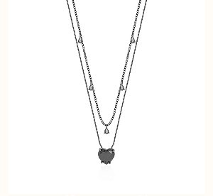 Colar duplo com pingente de coração