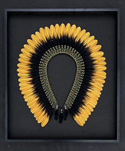 Cocar Amarelo Ouro SEM MOLDURA