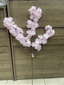 Galho de Cerejeira Rosa Claro - 90 cm