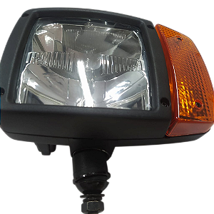 11170059 - Farol Lado Esquerdo - G930, G940, G960, G970, G990, EC140, EC210, L60, L70, L90, L105, L110, L120, L150, L180, L220, L250, L350, P5770, P5870, P6870, SD110, SD115, SD135