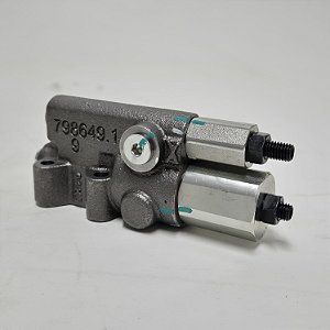 11709919 - Válvula de Comando da Bomba Hidráulica - L60F, L70F, L90F, L110F, L120F, 924H, 924, 938