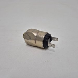 21E3-0015 - Sensor de Pressão - HL17C, HL720-3, HL720-3C, HL730-7, HL730-7A, HL7303, HL7303C, HL730TM3, HL730TM3C, HL730TM7, HL730TM7A, HL740-3, HL740-3ATM, HL740-7, HL740-7A, HL740-7S, HL740TM-3, HL740TM-3A, HL740TM-7, HL740TM-7A