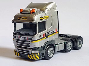 Miniatura Caminhão Scania 124 420 bicuda e Carreta Báu Rebaixado da  Cervejaria Krombacher - Herpa 1/87