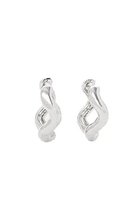 Argola P Click Torcida com Banho em Ródio Branco