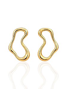 Brinco forma oval vazada gold