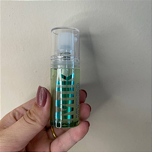 Mini Primer em Gel Milk Makeup Hydro Grip Hydrating Makeup Primer with Hyaluronic Acid + Niacinamide 10ml (SEM CAIXA)