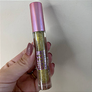 Gloss Queen Cosmetics | Cor: Angel (SEM CAIXA)