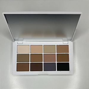 Paleta de Sombras Makeup by Mario Master Mattes Eyeshadow Palette: The Neutrals (Uma sombra levemente levantada)