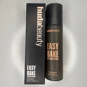 Spray Fixador Huda Beauty Easy Bake Blurring Setting Spray with 16-Hour Wear 100ml (Tampa quebrada)