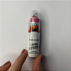 Batom Wet n Wild | Cor: Giggles (Tampa trincada)