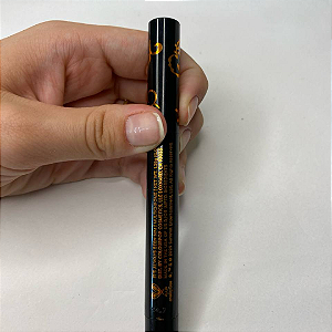 Sombra em Bastão Colourpop X Twilight New Moon Multichrome Shadow Stix Creamy Eyeshadow Stick - Crepúsculo Lua Nova | Cor: It's Always Been Him (Sem caixa)