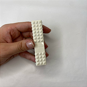 Batom Valentino Spike Valentino Buttery Matte Lipstick | Cor: 620R - Sunrise Glitter | EDIÇÃO LIMITADA (Sem caixa)