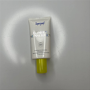 Protetor Solar Supergoop! Unseen Sunscreen Invisible Broad Spectrum SPF 50 PA +++ (Sem caixa, prox ao vencimento 09/26)