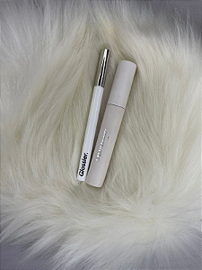 Kit Lápis de Sobrancelhas Glossier Brow Flick Brown + Gel de Sobrancelha R.E.M. Beauty Space Shape Brow Gel