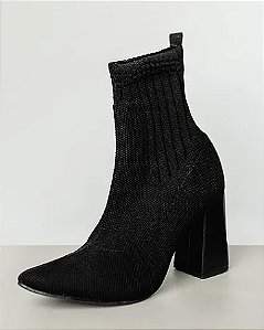 BOTA KNIT PRETA SALTO BLOCO ALTO - LISS