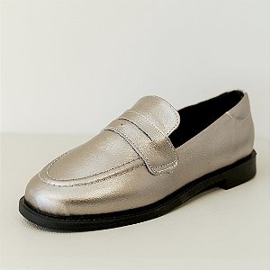 MOCASSIM METALIZADO SOLA PRETA COURO - NEW AMÁLIA