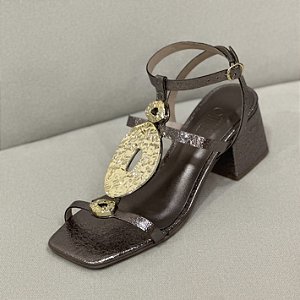 SANDÁLIA PRATA VELHO SALTO BAIXO BLOCO METAL DOURADO - SUZY